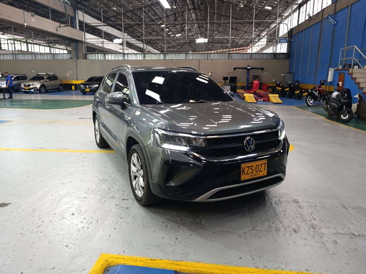 Volkswagen - Taos - 2022