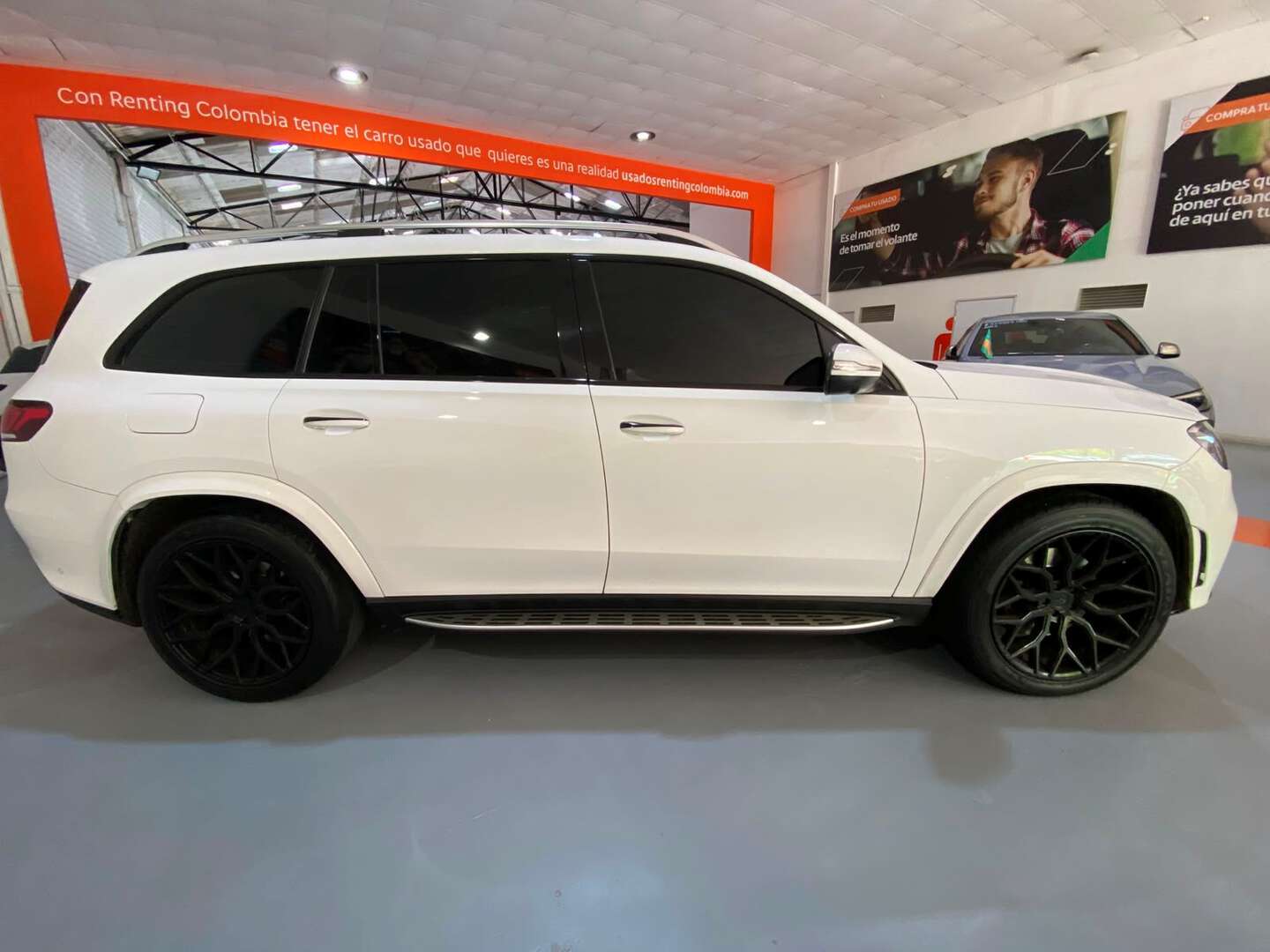 Mercedes Benz - GLS450 - 2022