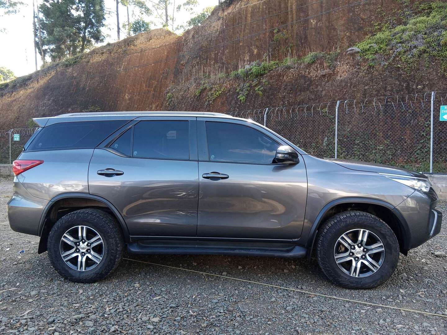 Toyota - Fortuner - 2020