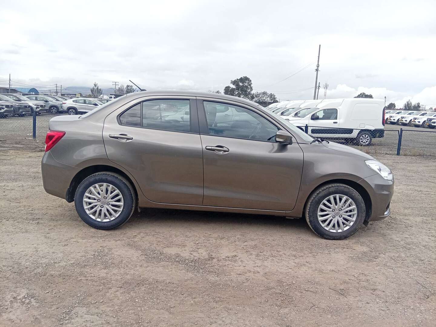 Suzuki - Swift - 2023