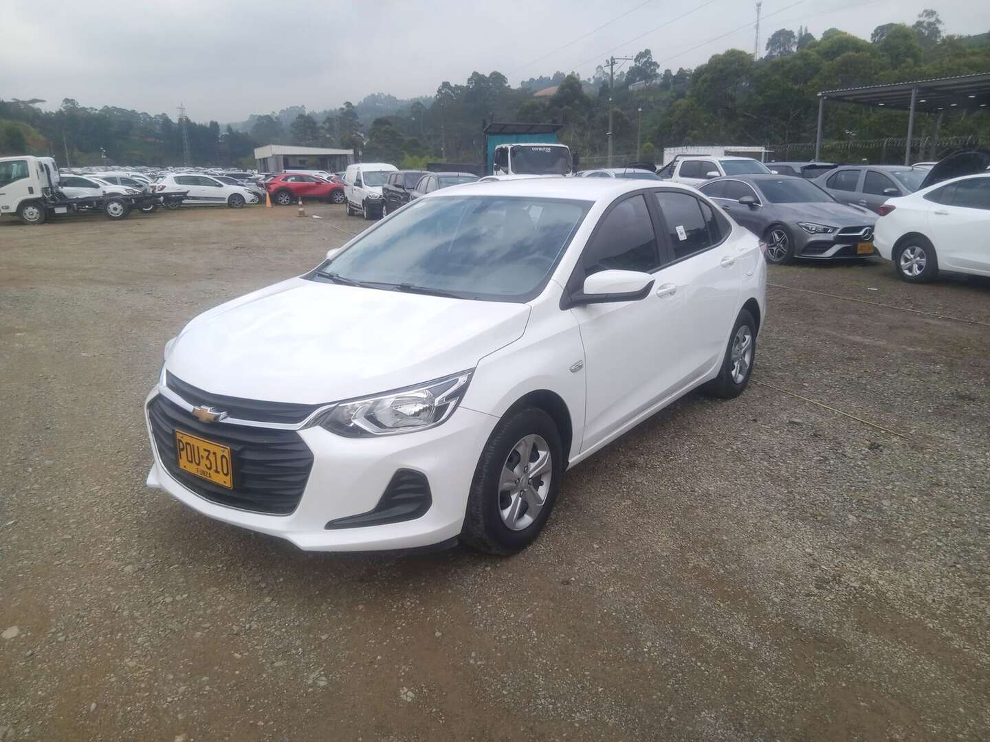 Chevrolet - Onix - 2025