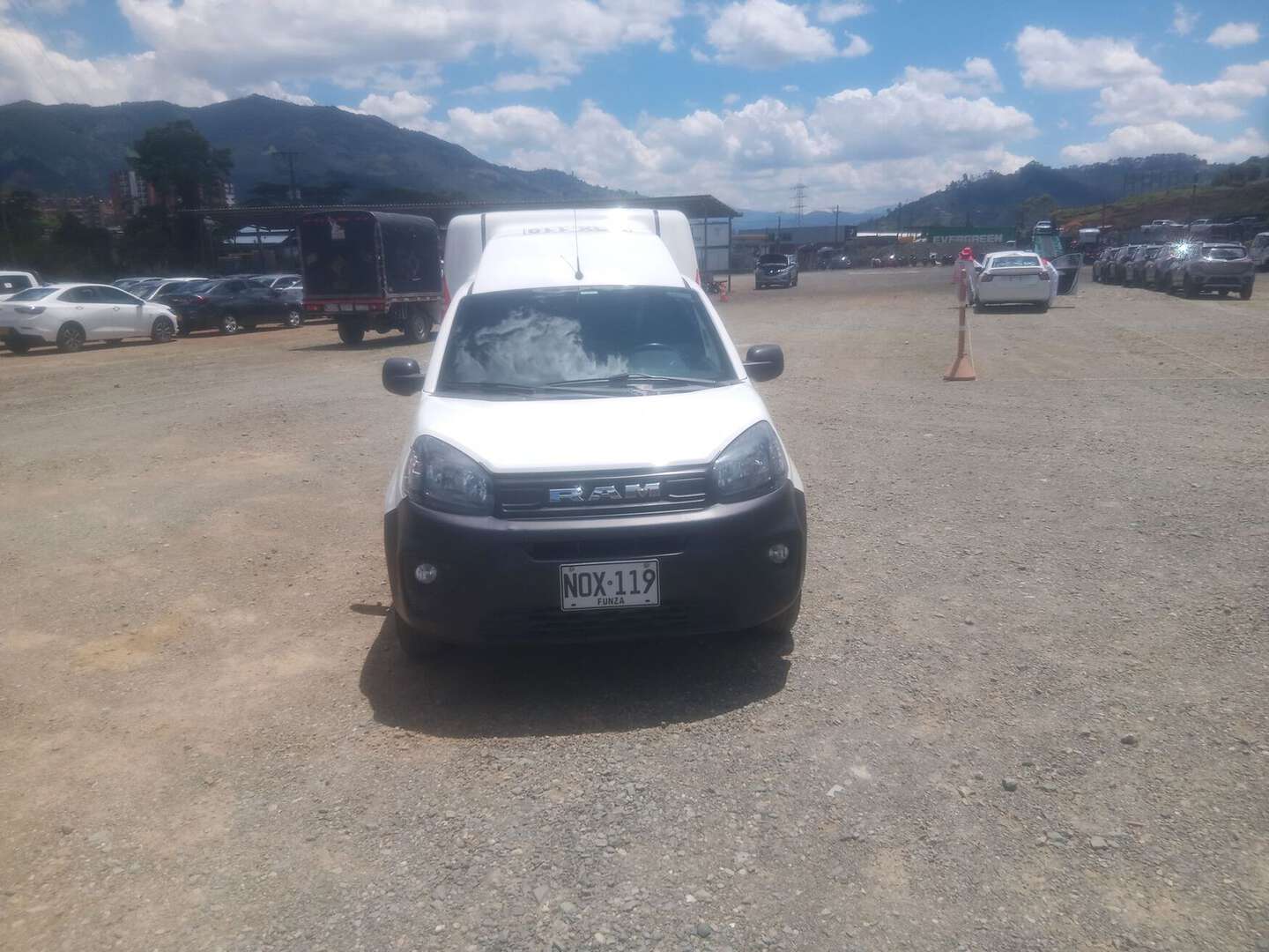 Ram - V700 - 2023