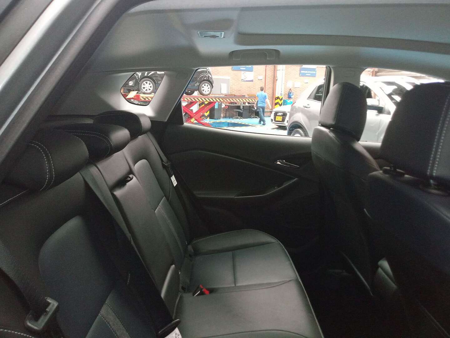Chevrolet - Tracker - 2025