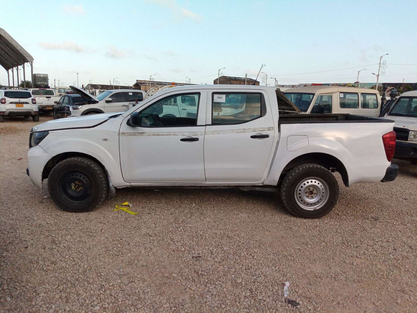Nissan - Frontier - 2022