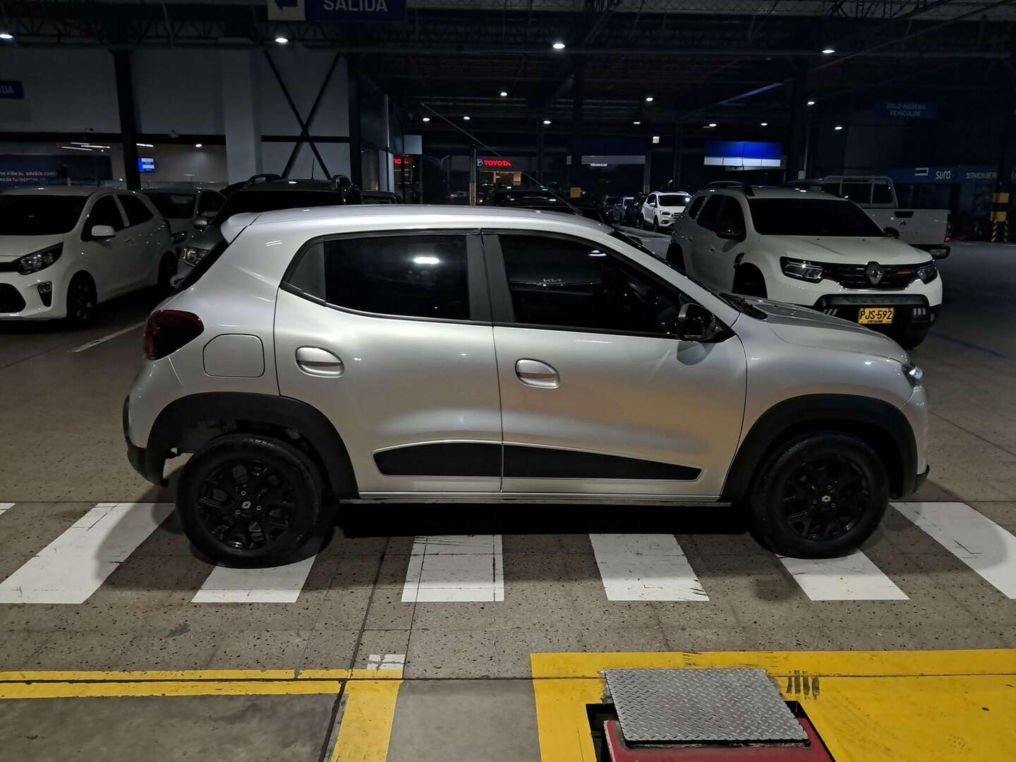 Renault - Kwid - 2026