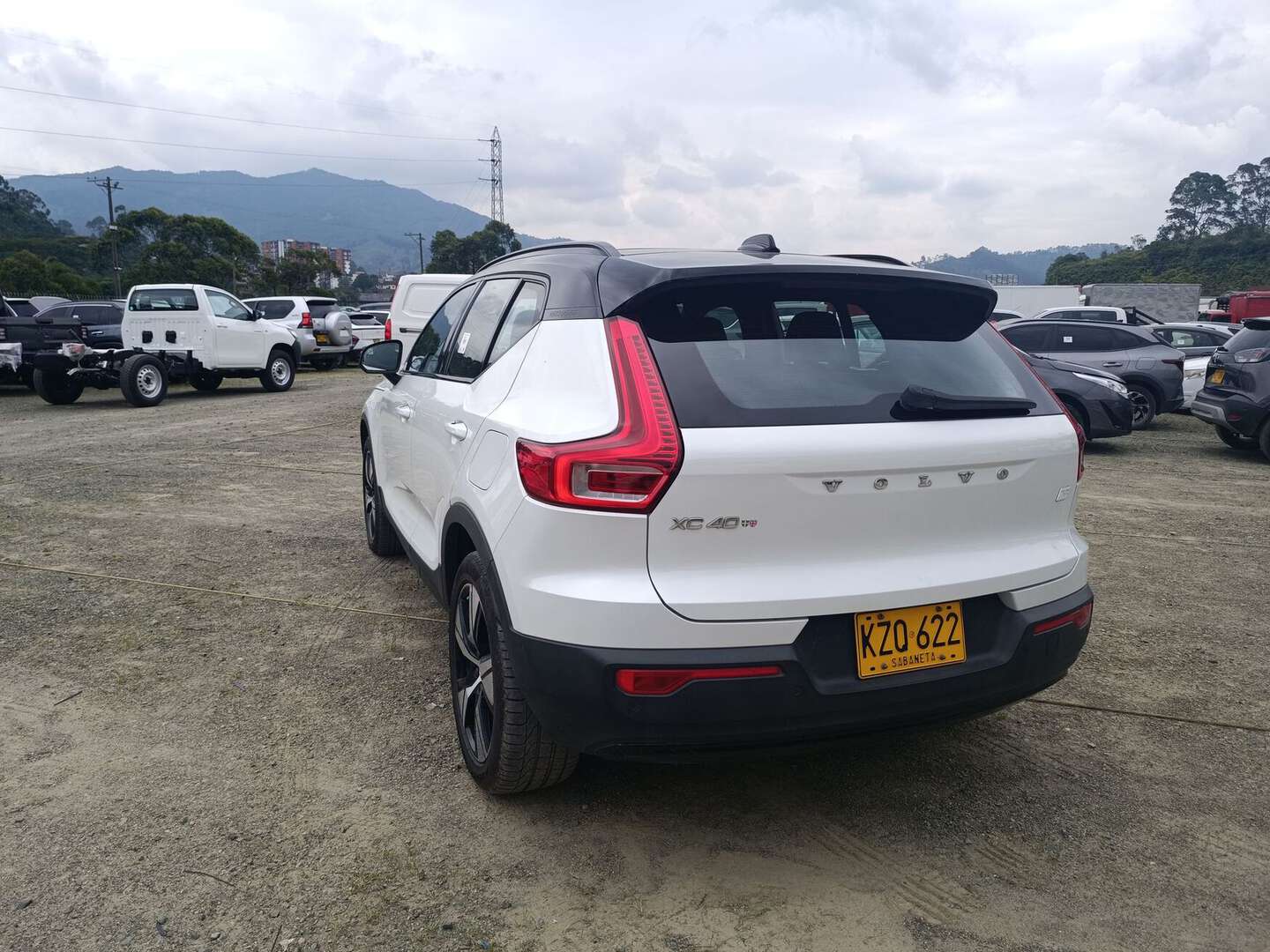 Volvo - XC40 - 2022