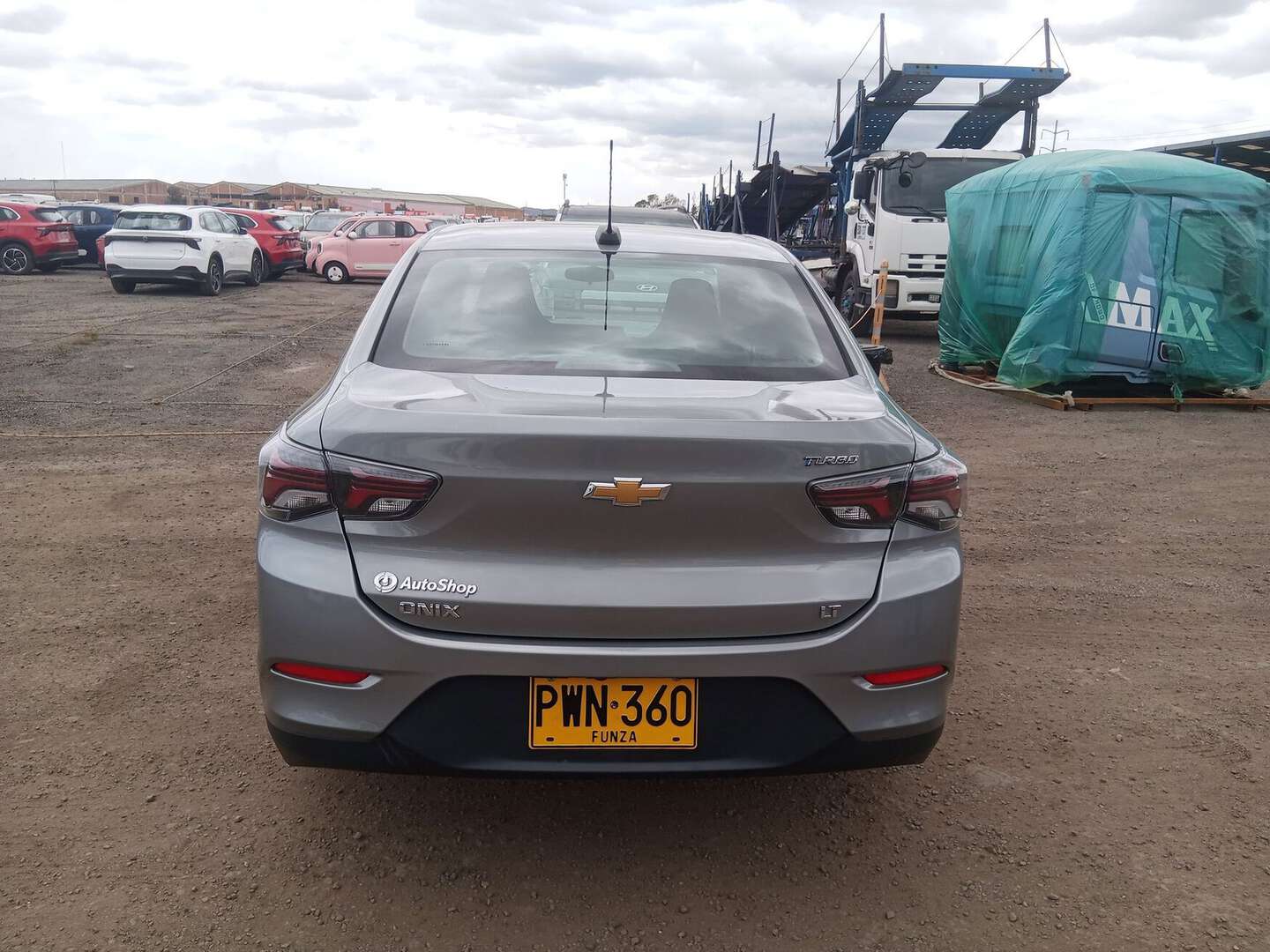 Chevrolet - Onix - 2026
