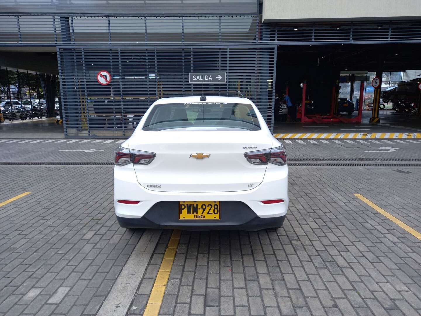 Chevrolet - Onix - 2026