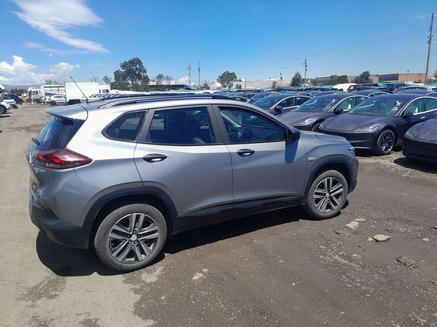 Chevrolet - Tracker - 2025