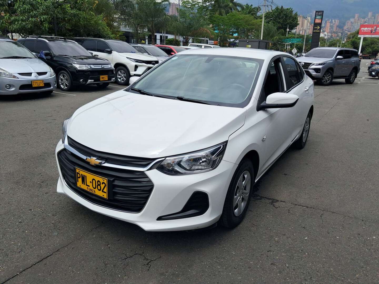 Chevrolet - Onix - 2025