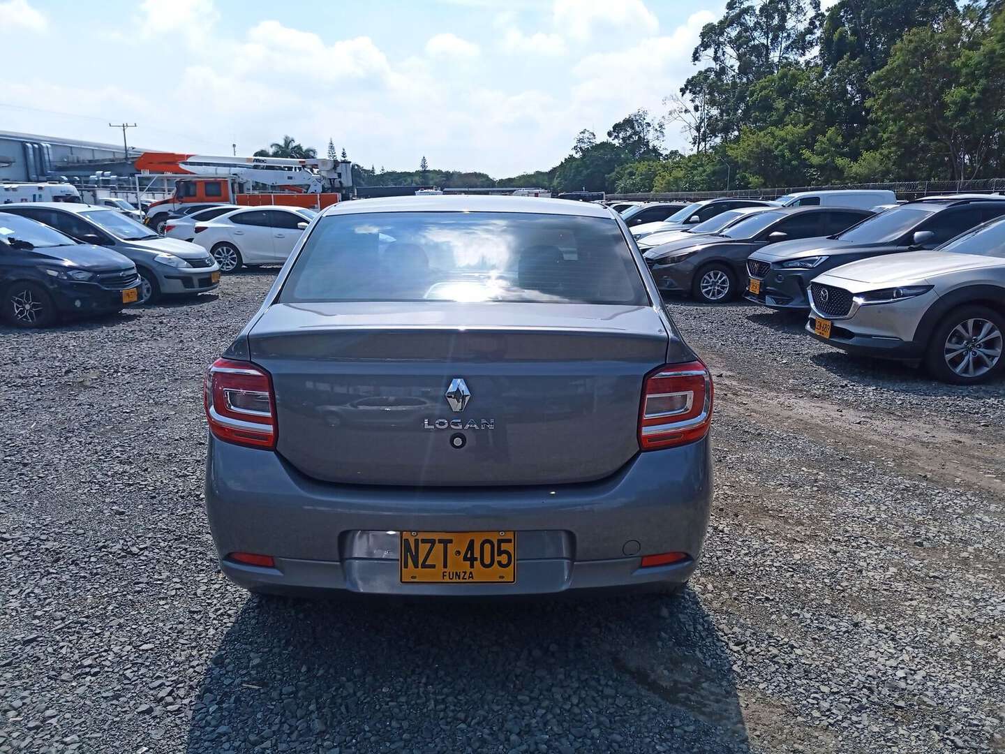 Renault - Logan - 2025