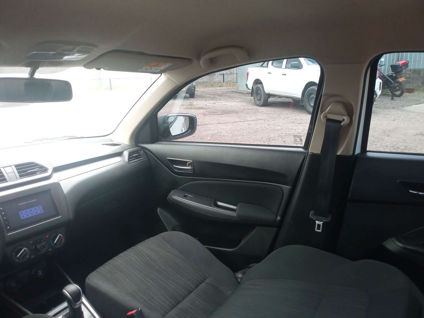 Suzuki - Swift - 2023