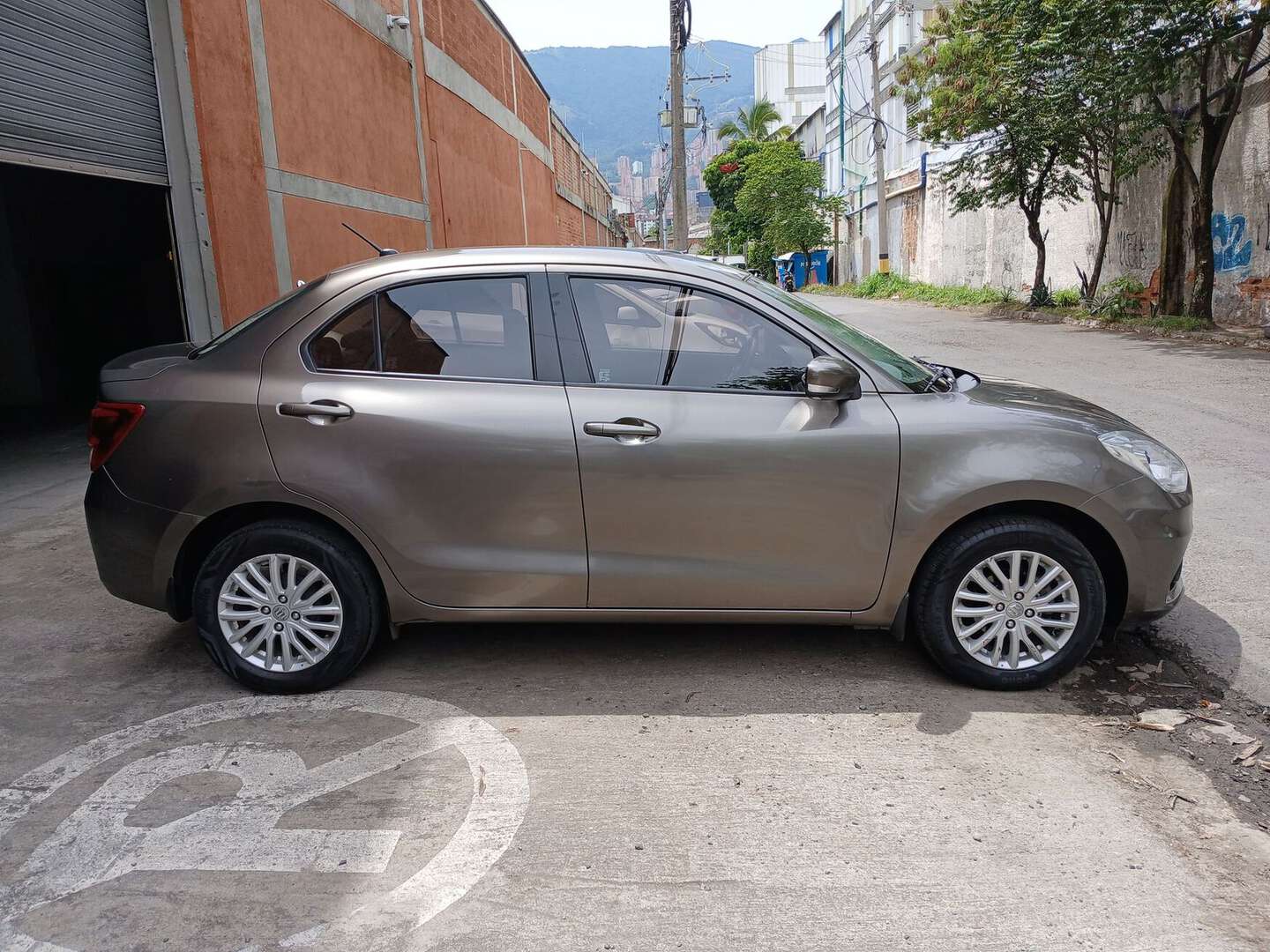 Suzuki - Swift - 2023