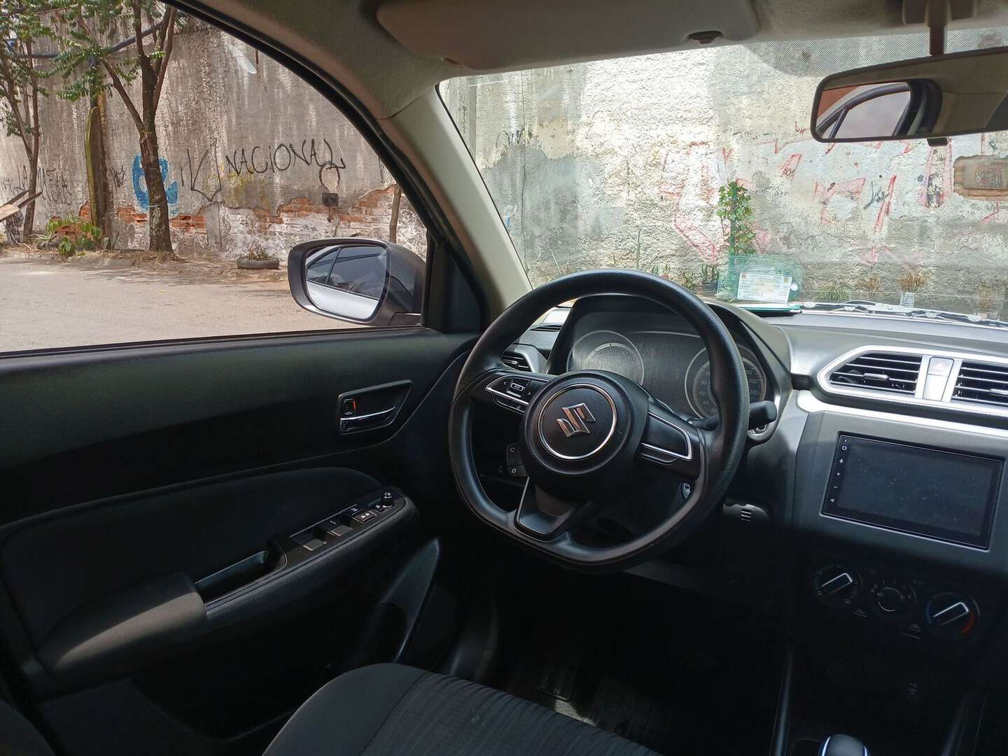 Suzuki - Swift - 2023