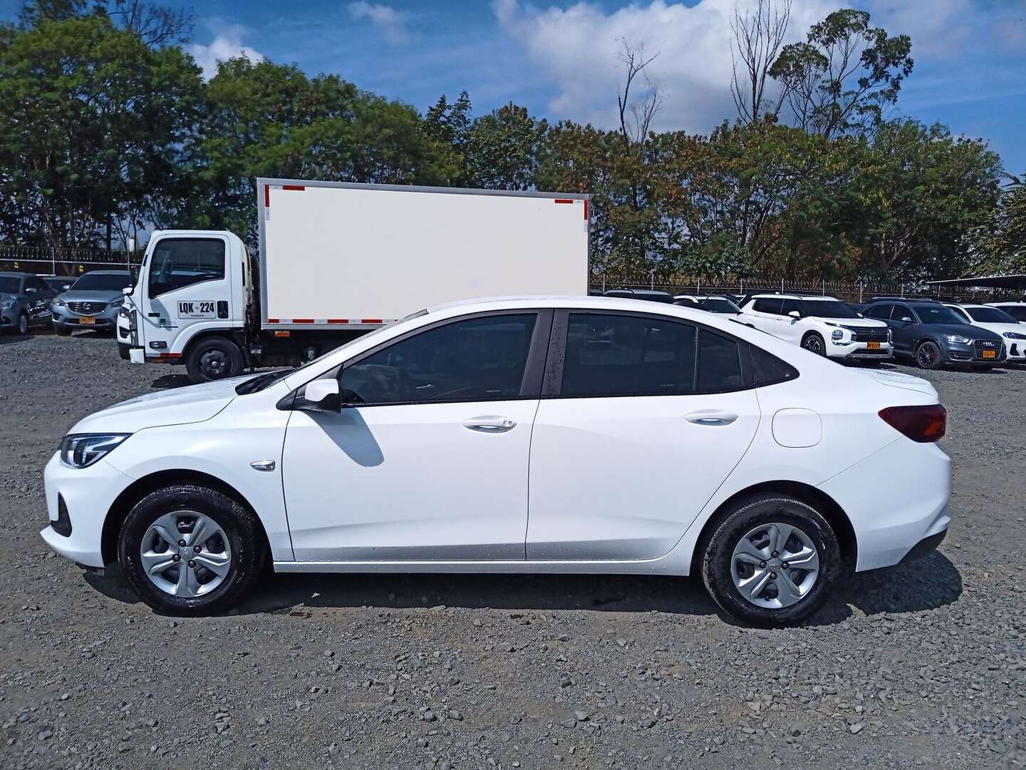 Chevrolet - Onix - 2025