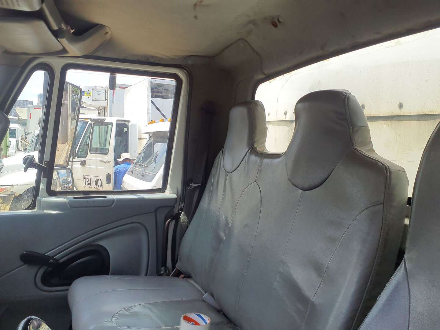 International - 4300 - 2013