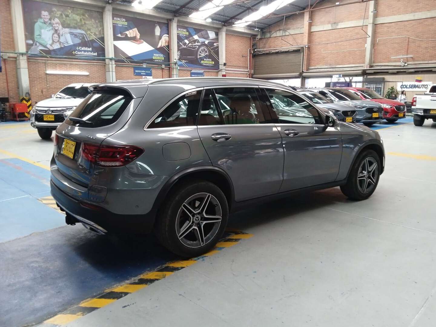 Mercedes Benz - GLC300E - 2022