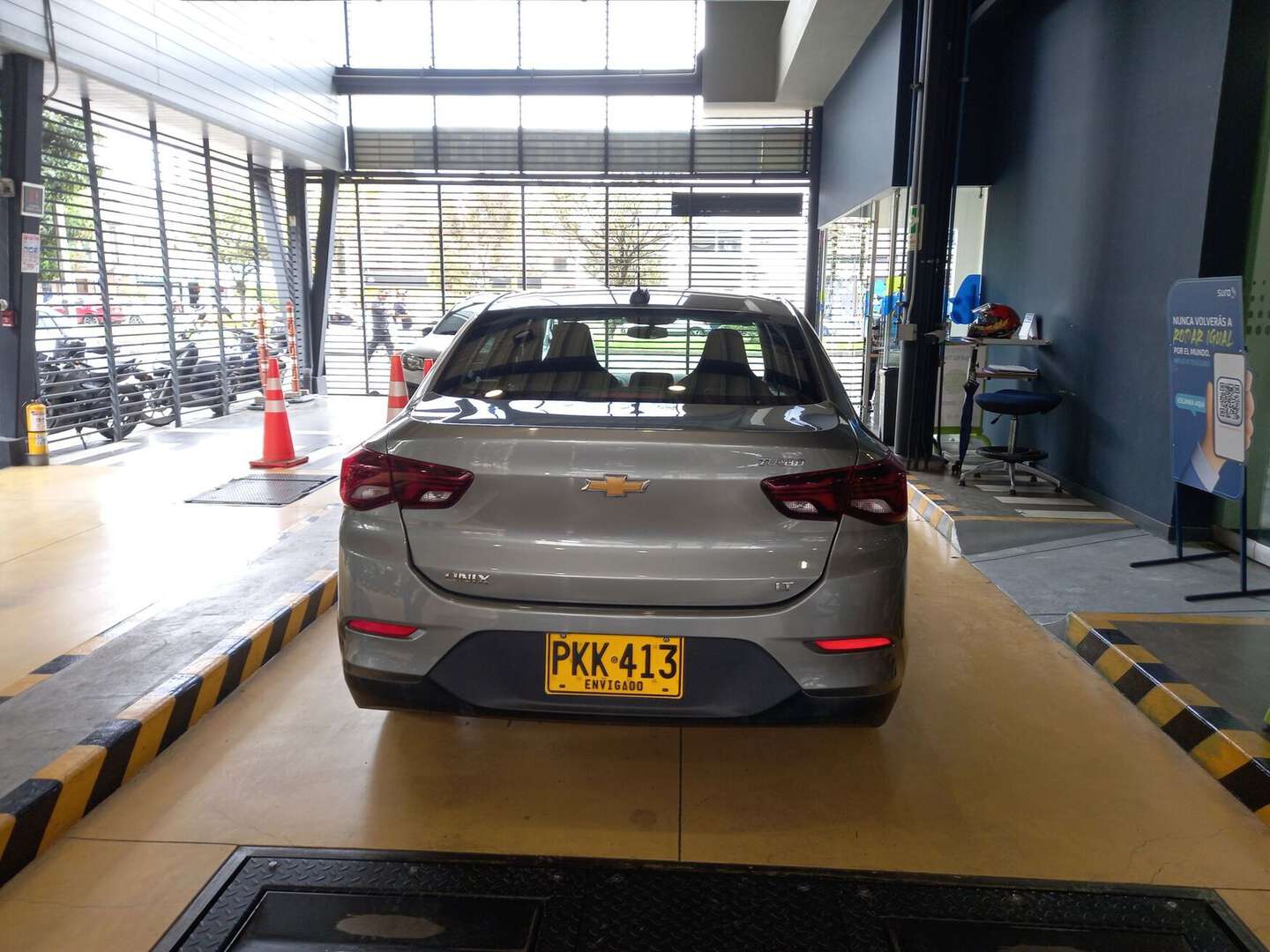 Chevrolet - Onix - 2025