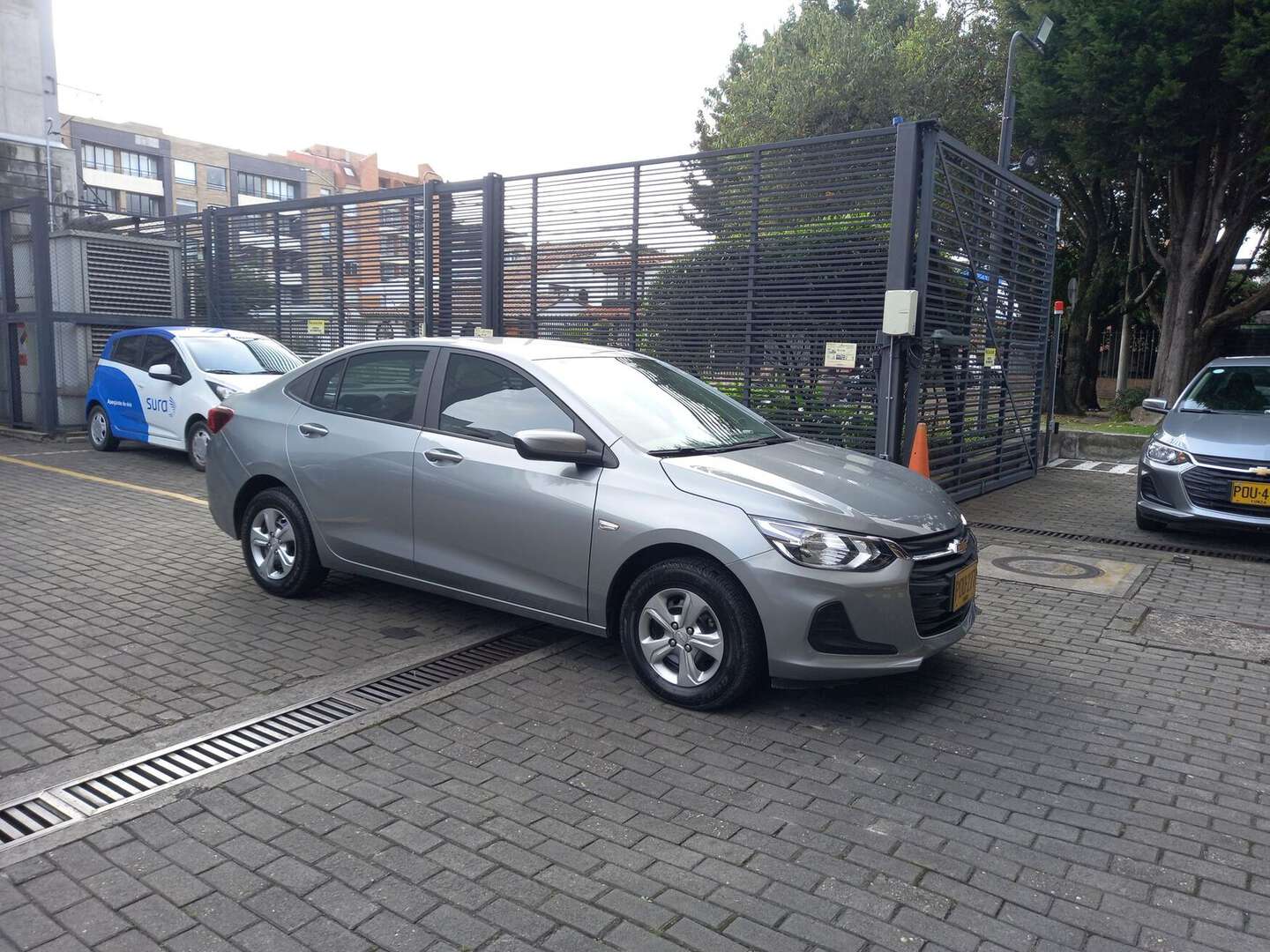 Chevrolet - Onix - 2025