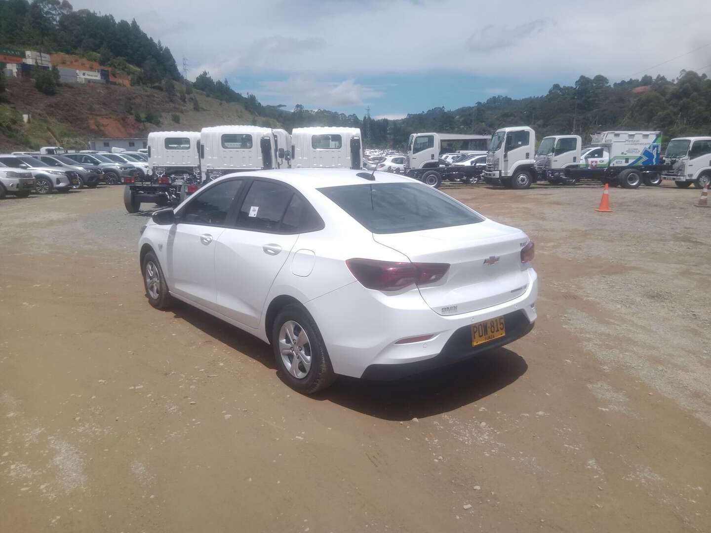 Chevrolet - Onix - 2025