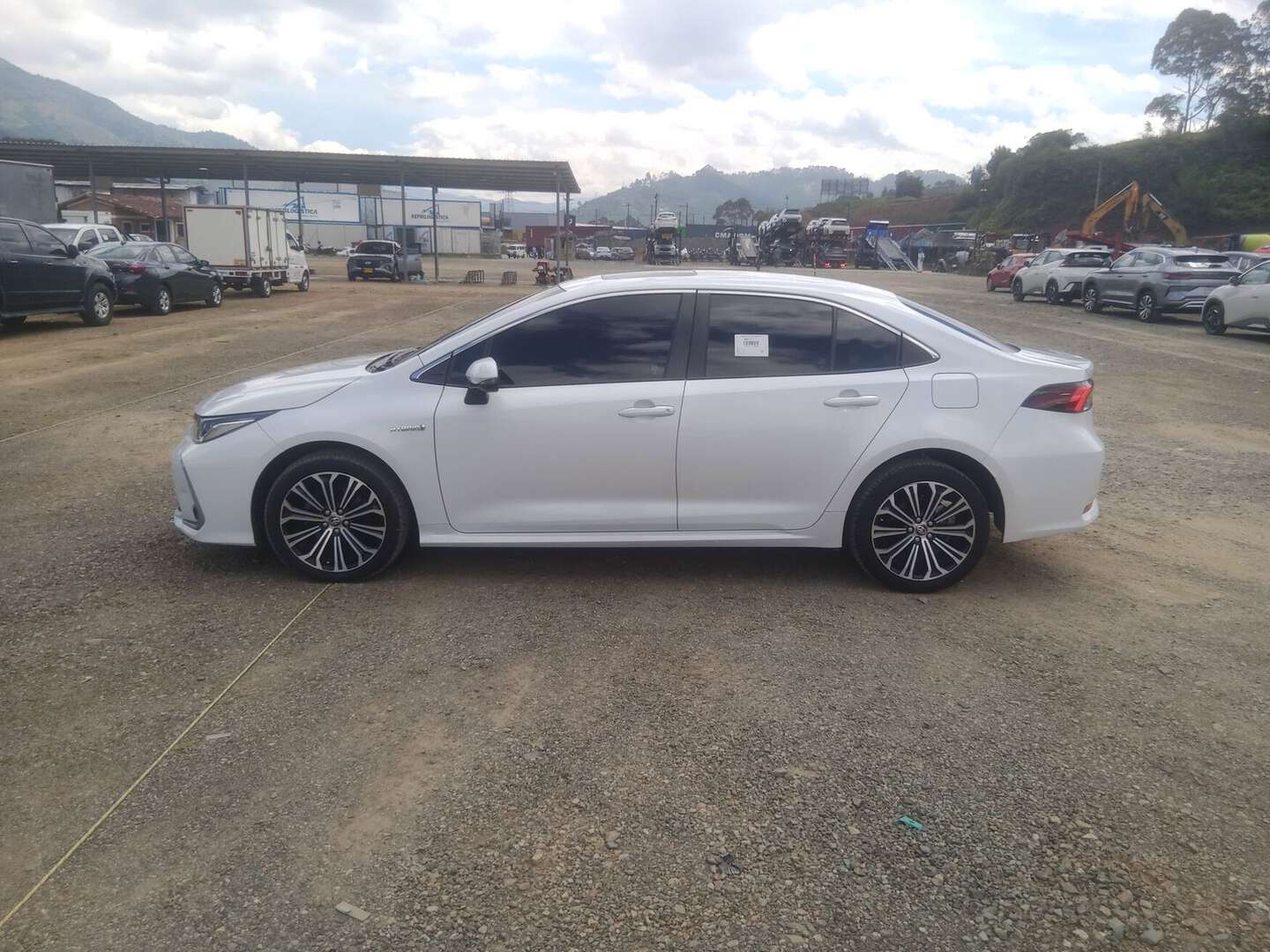 Toyota - Corolla - 2023