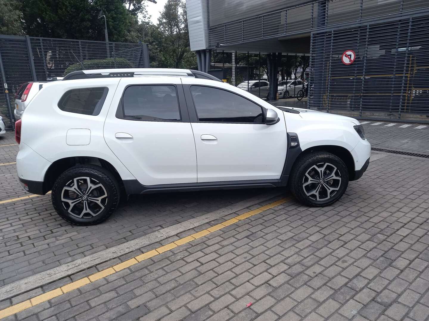 Renault - Duster - 2024