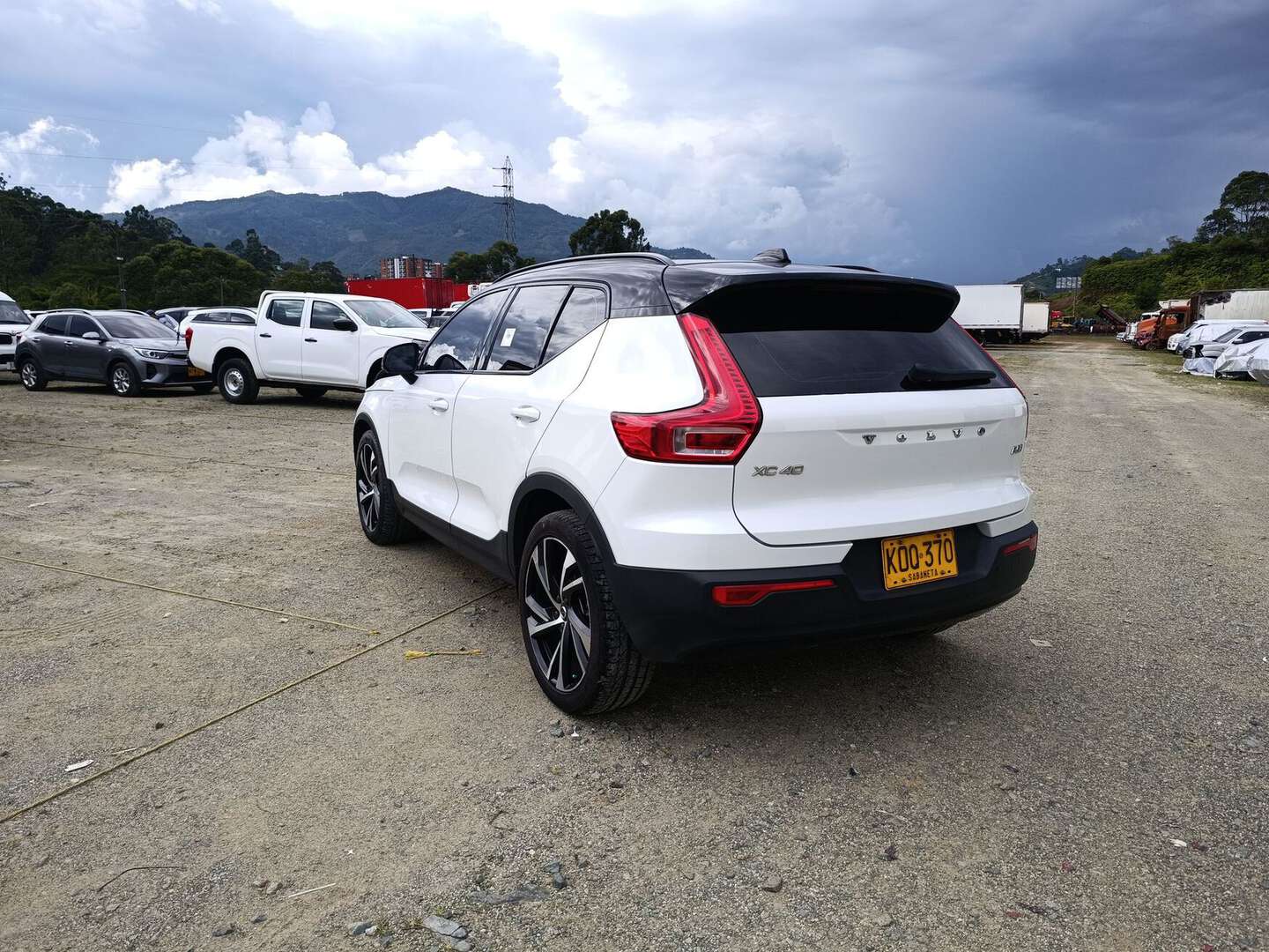 Volvo - XC40 - 2022