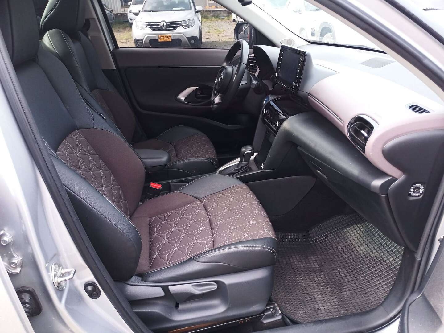Toyota - Yaris - 2023