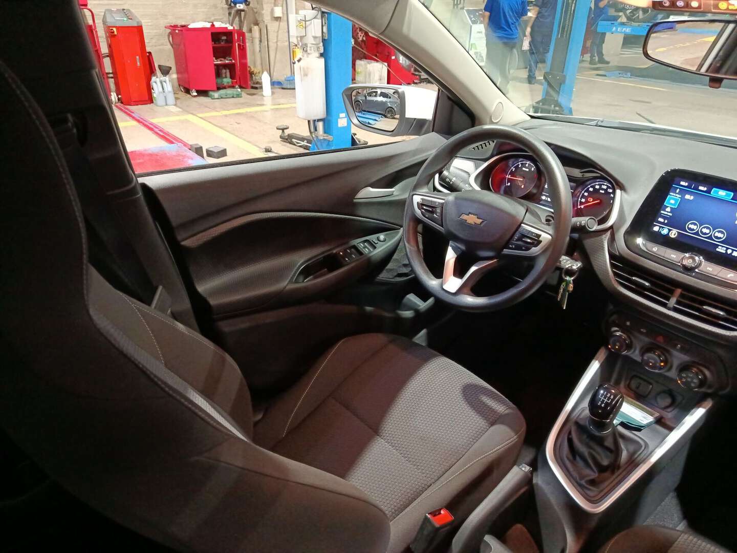 Chevrolet - Onix - 2025