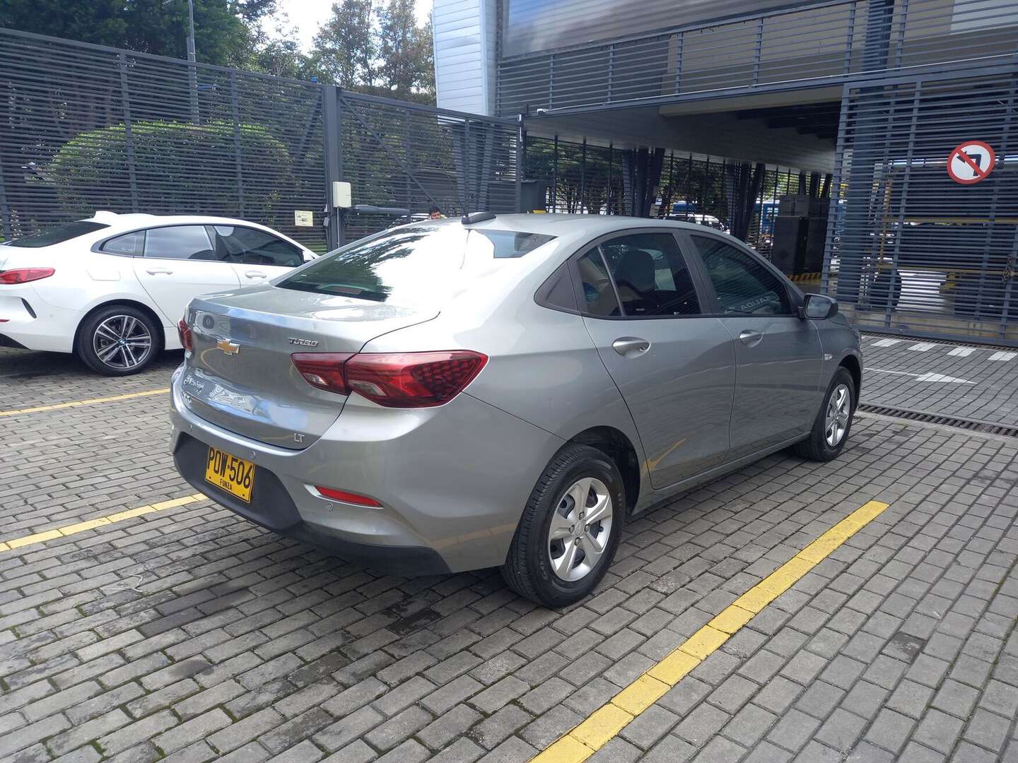 Chevrolet - Onix - 2025