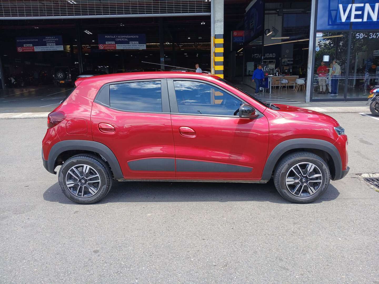 Renault - Kwid - 2025
