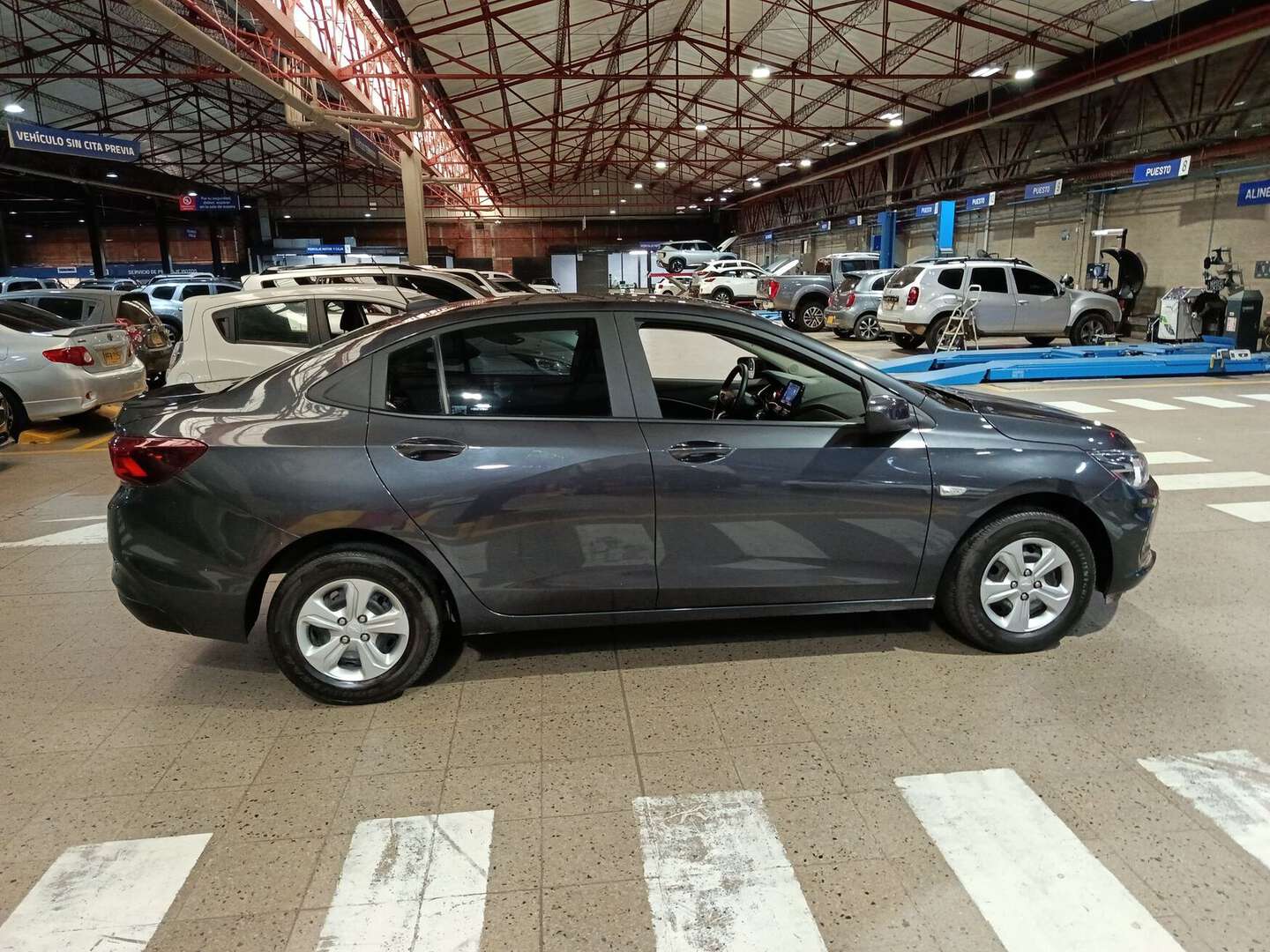 Chevrolet - Onix - 2025