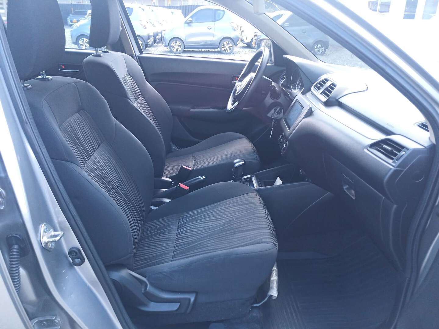 Suzuki - Swift - 2023