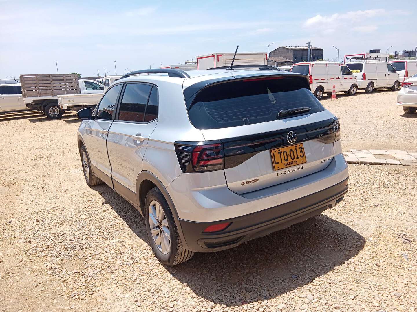 Volkswagen - T-Cross - 2023