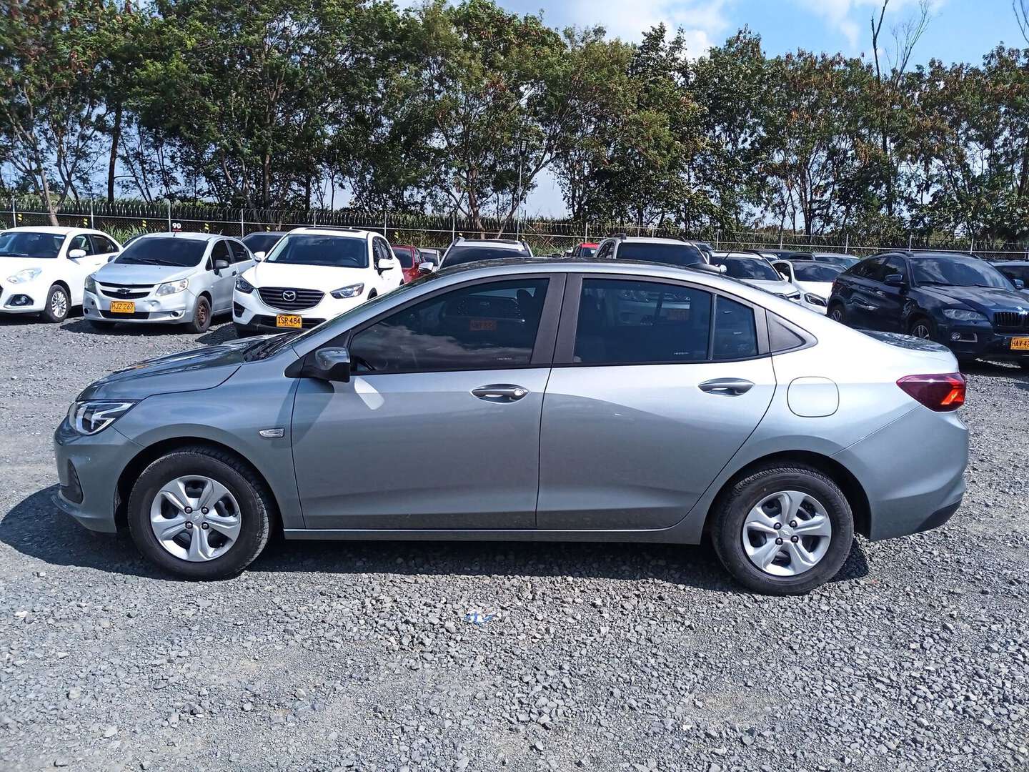 Chevrolet - Onix - 2025