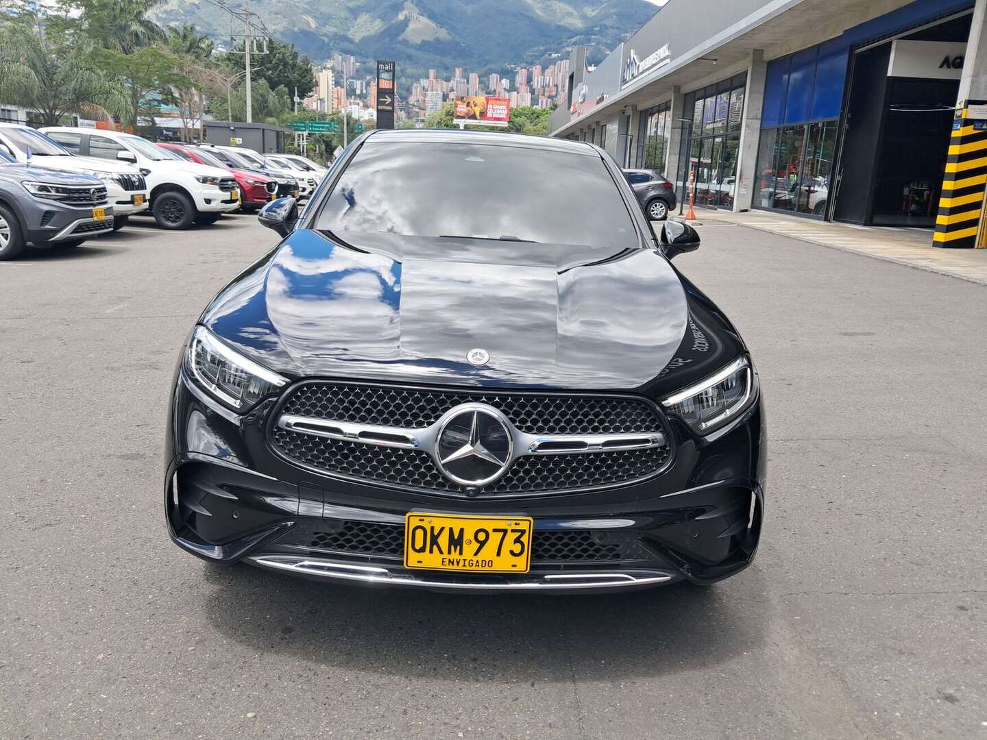Mercedes Benz - GLC300 - 2026
