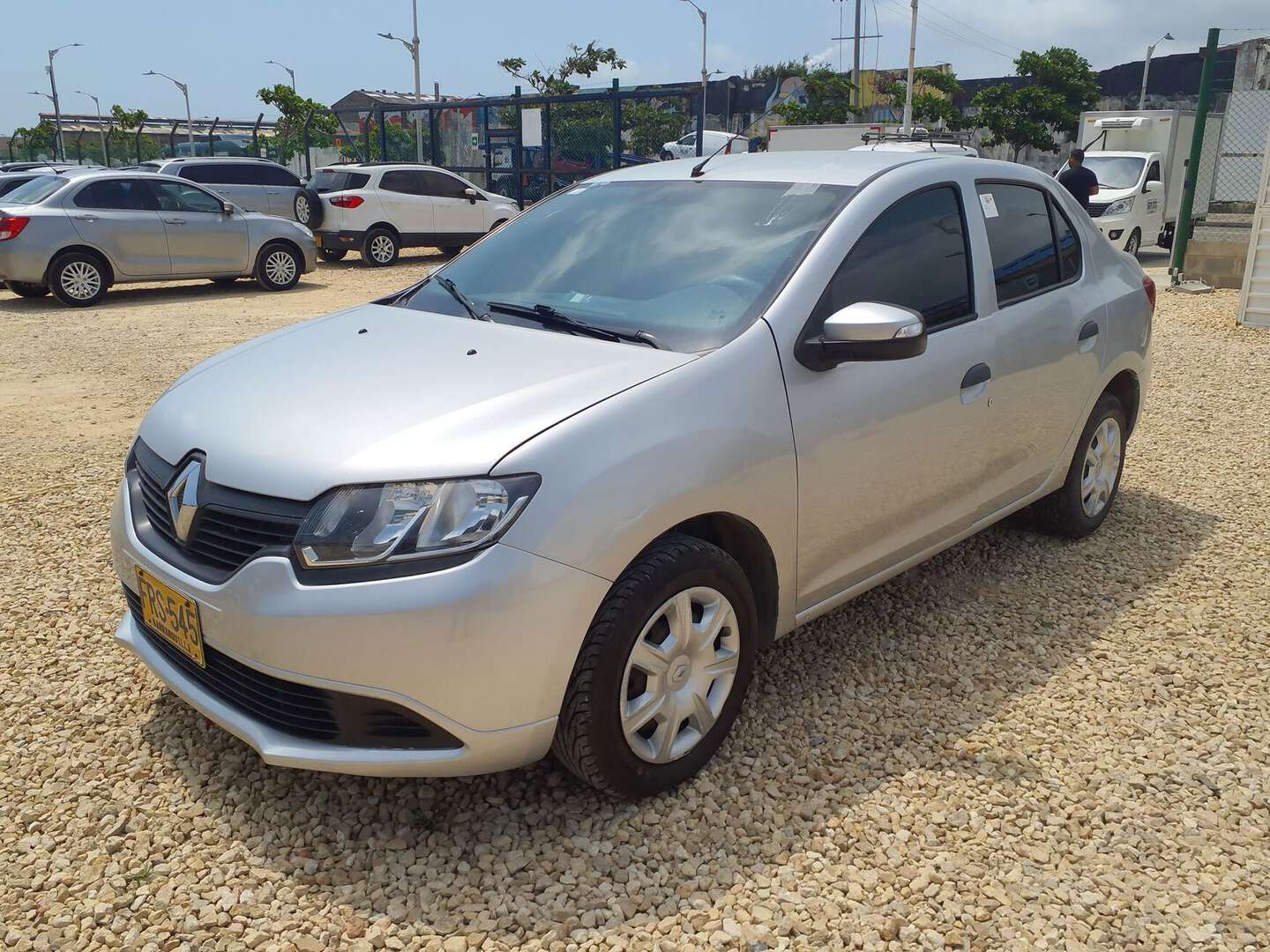Renault - Logan - 2019