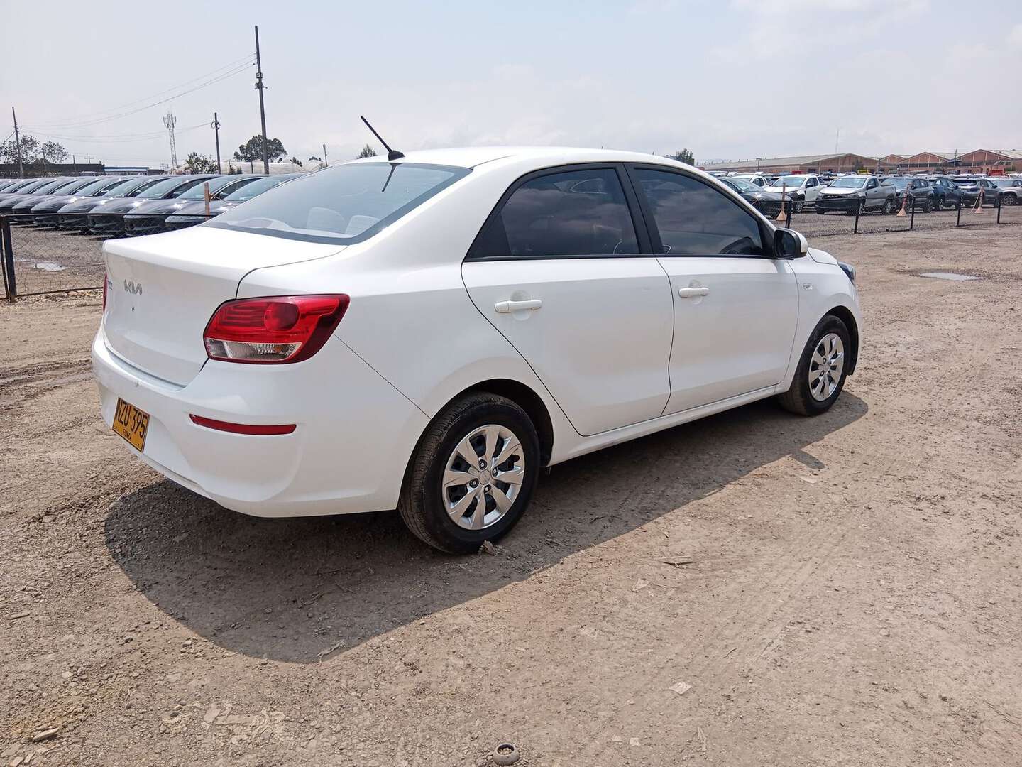 Kia - Soluto - 2025