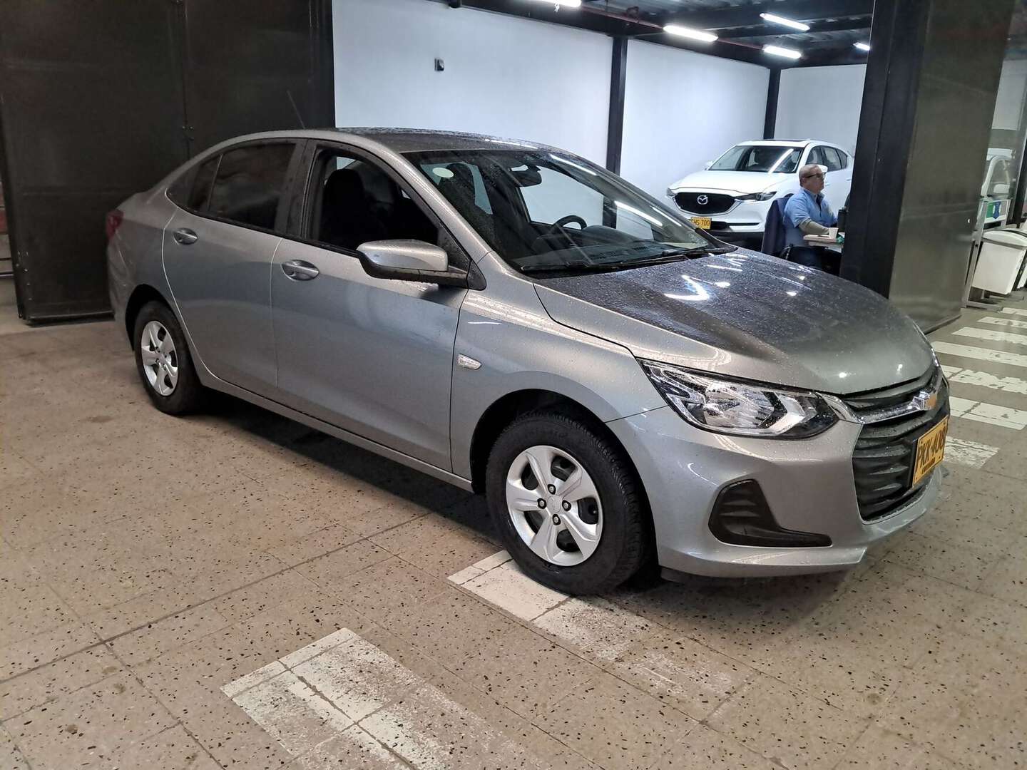Chevrolet - Onix - 2025