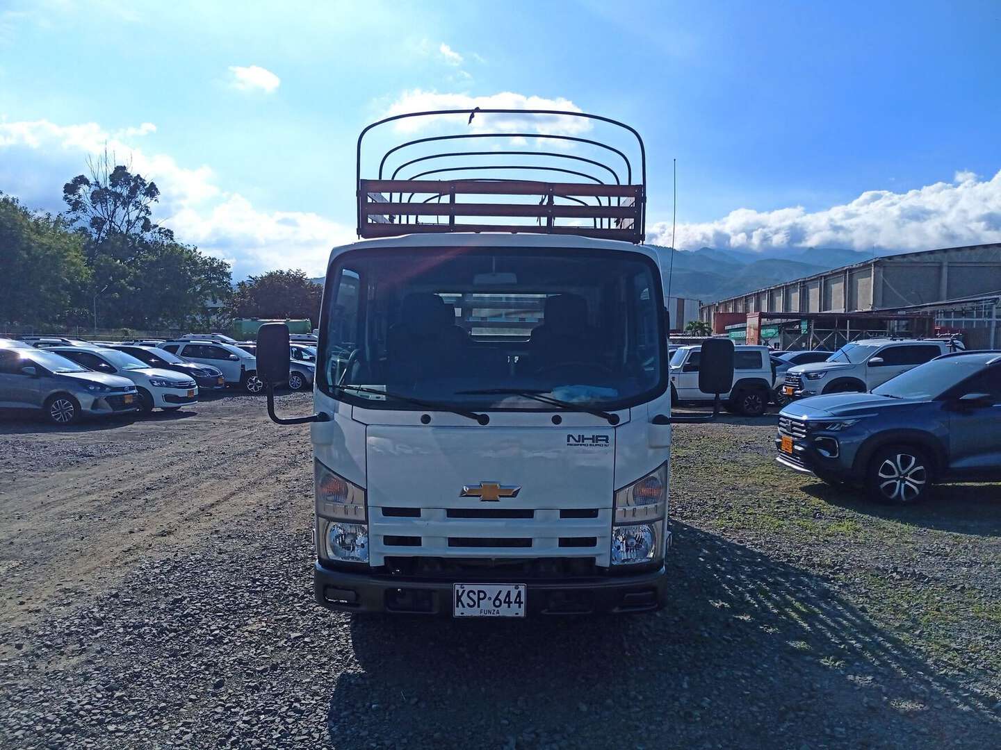 Chevrolet - NHR Doble - 2022