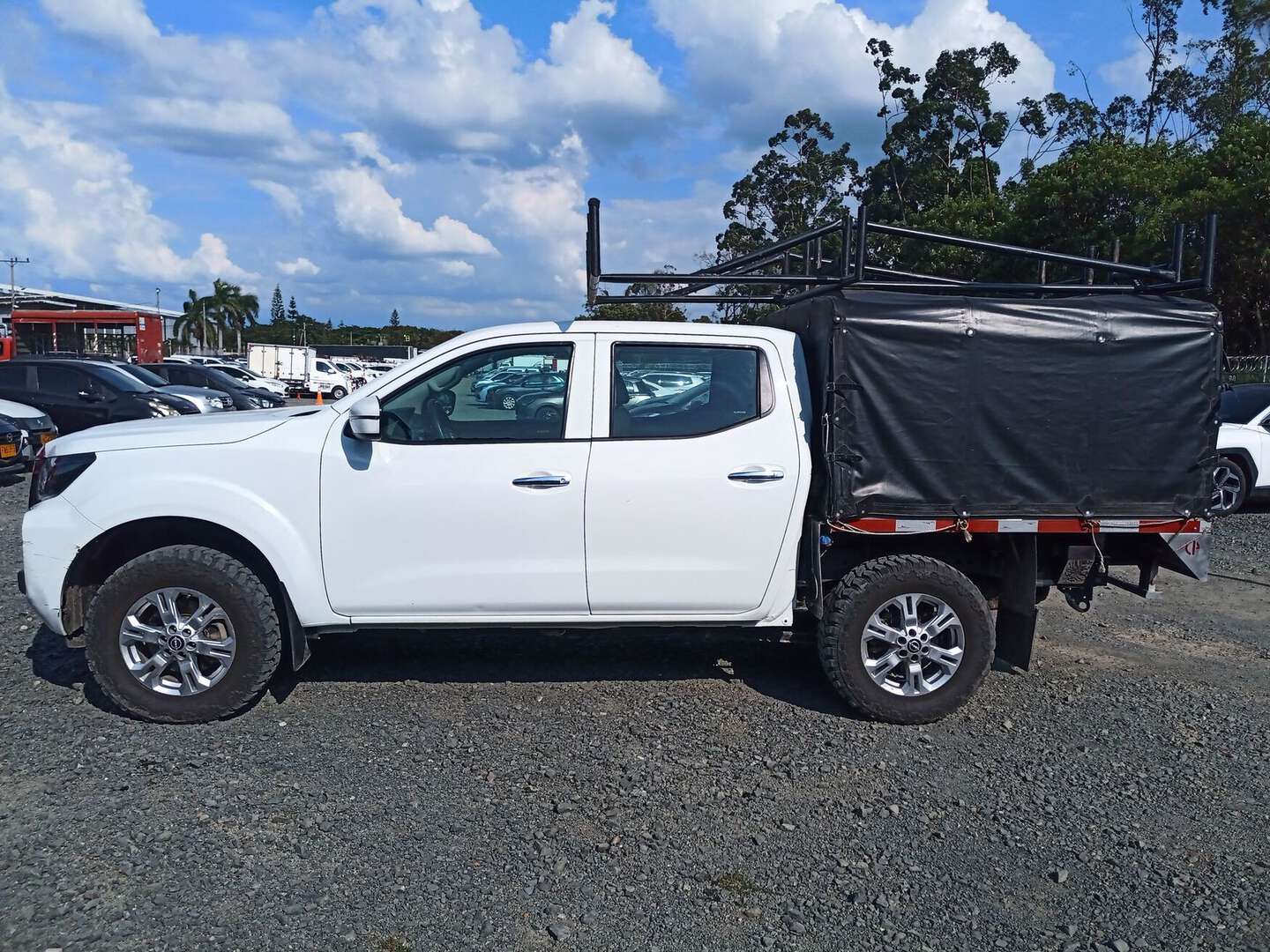 Nissan - Frontier - 2025