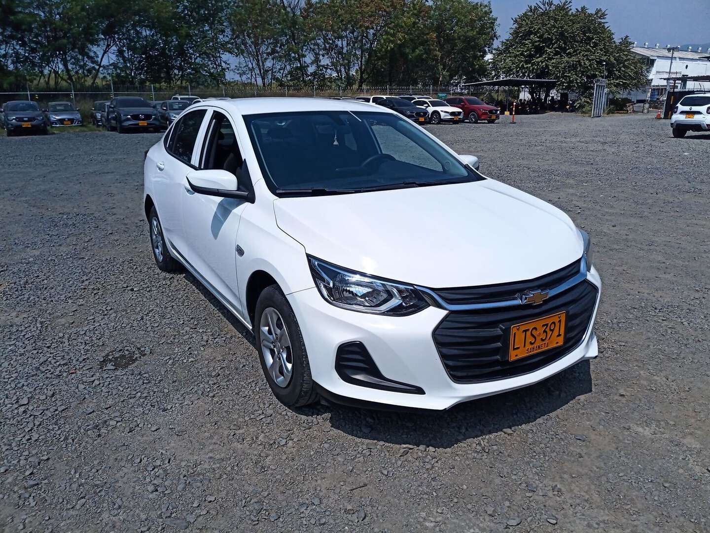 Chevrolet - Onix - 2023
