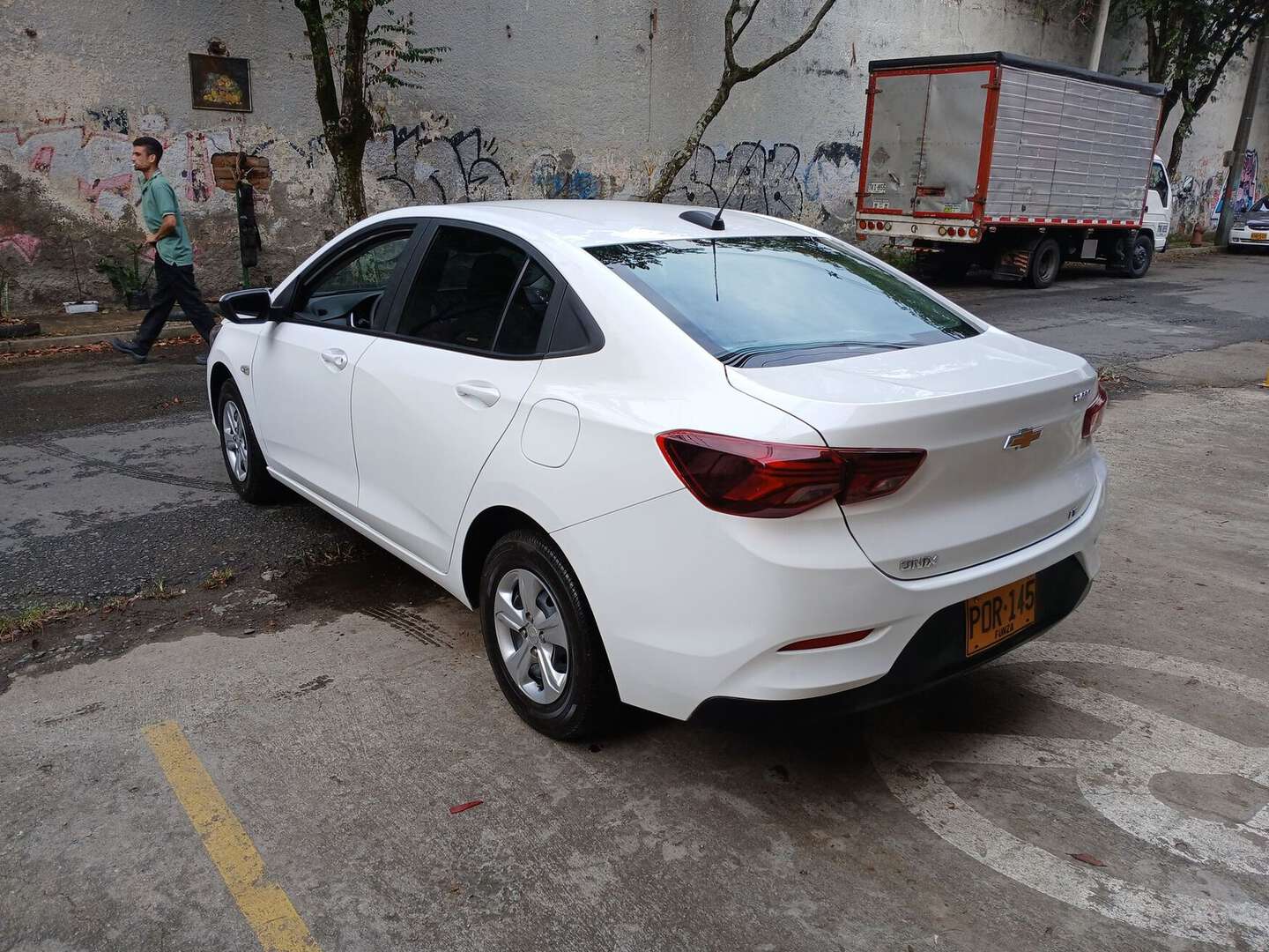 Chevrolet - Onix - 2025
