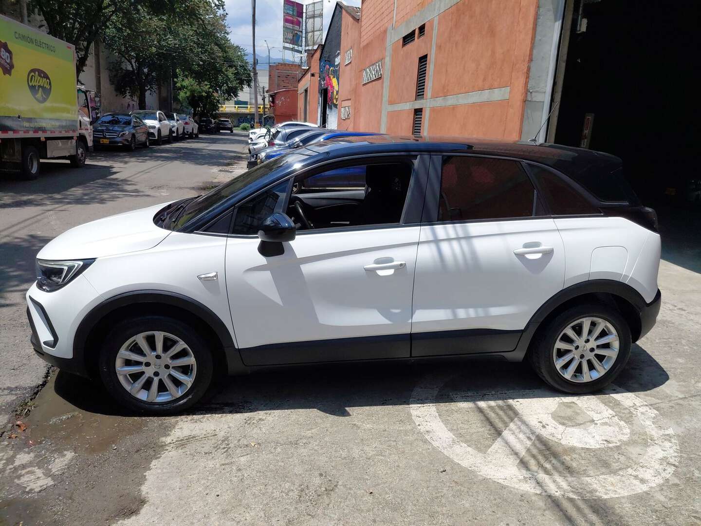 Opel - Crossland - 2023