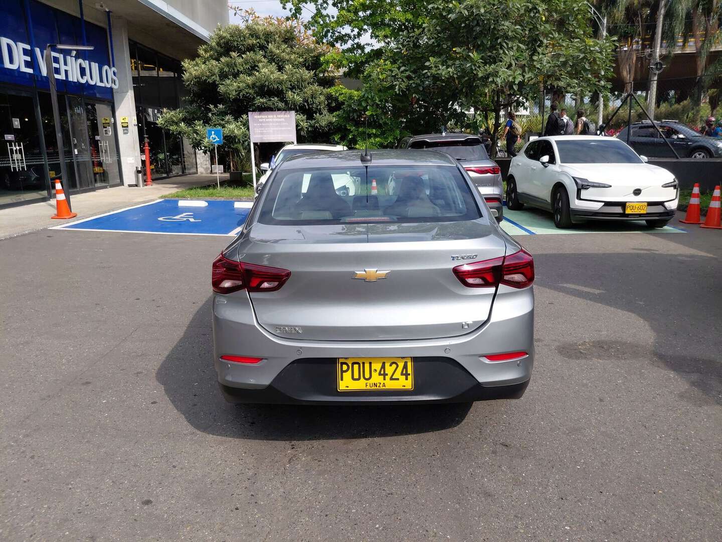 Chevrolet - Onix - 2025