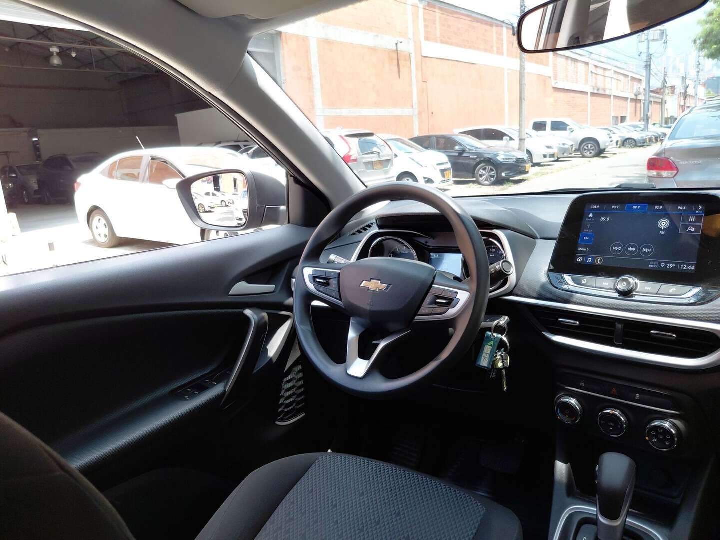 Chevrolet - Tracker - 2025