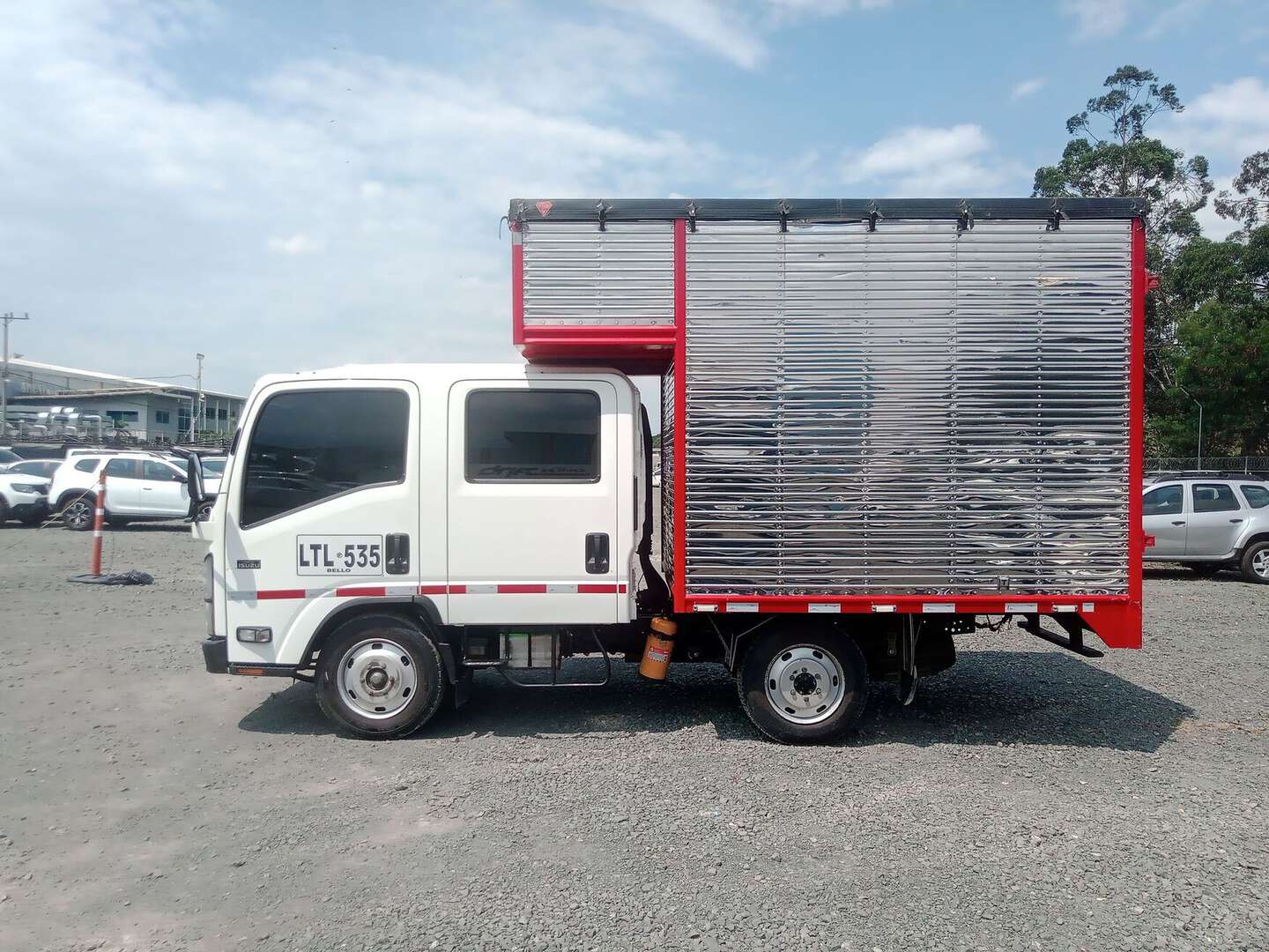 Chevrolet - NHR Doble - 2023