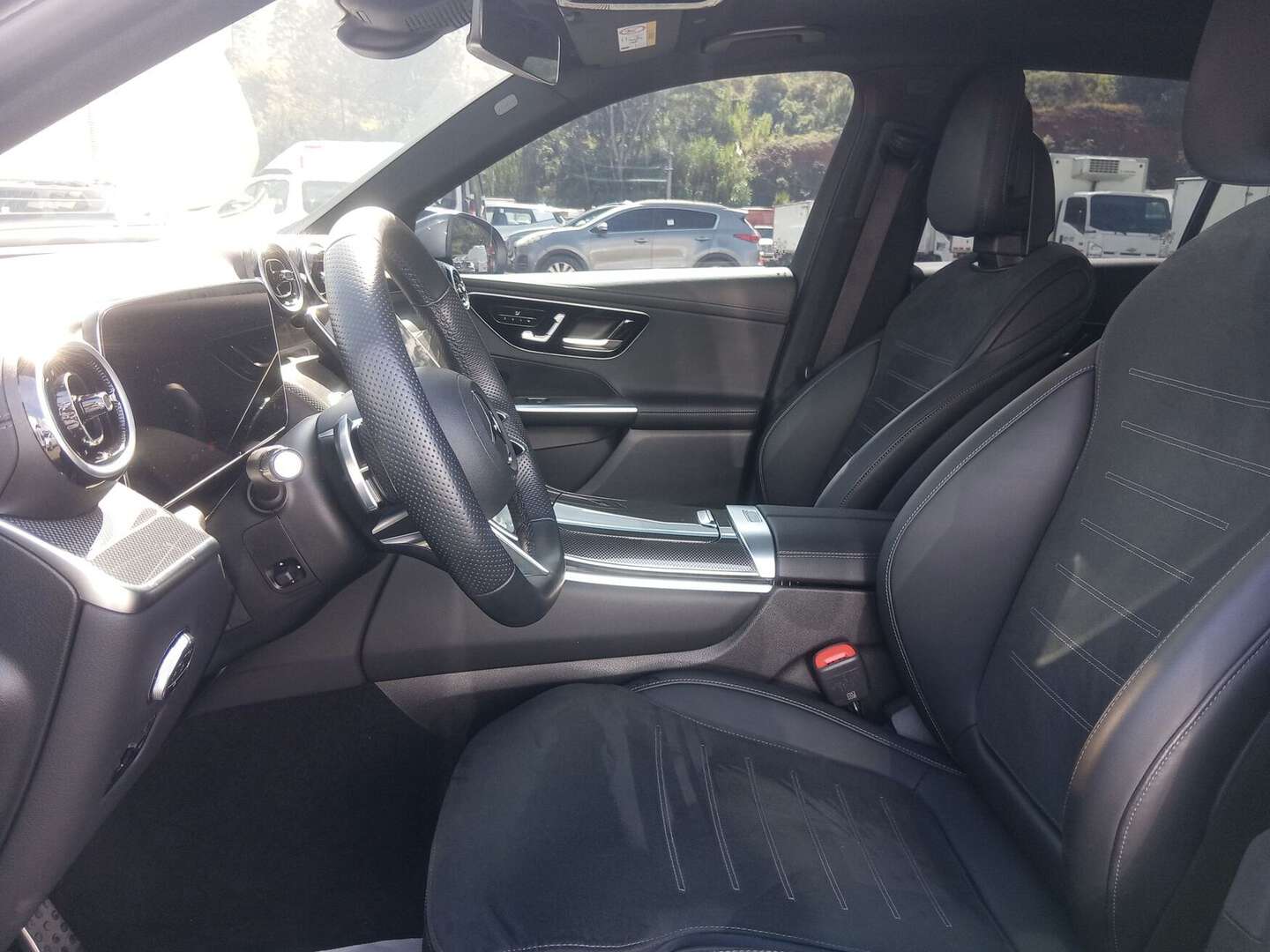 Mercedes Benz - GLC 300 - 2023