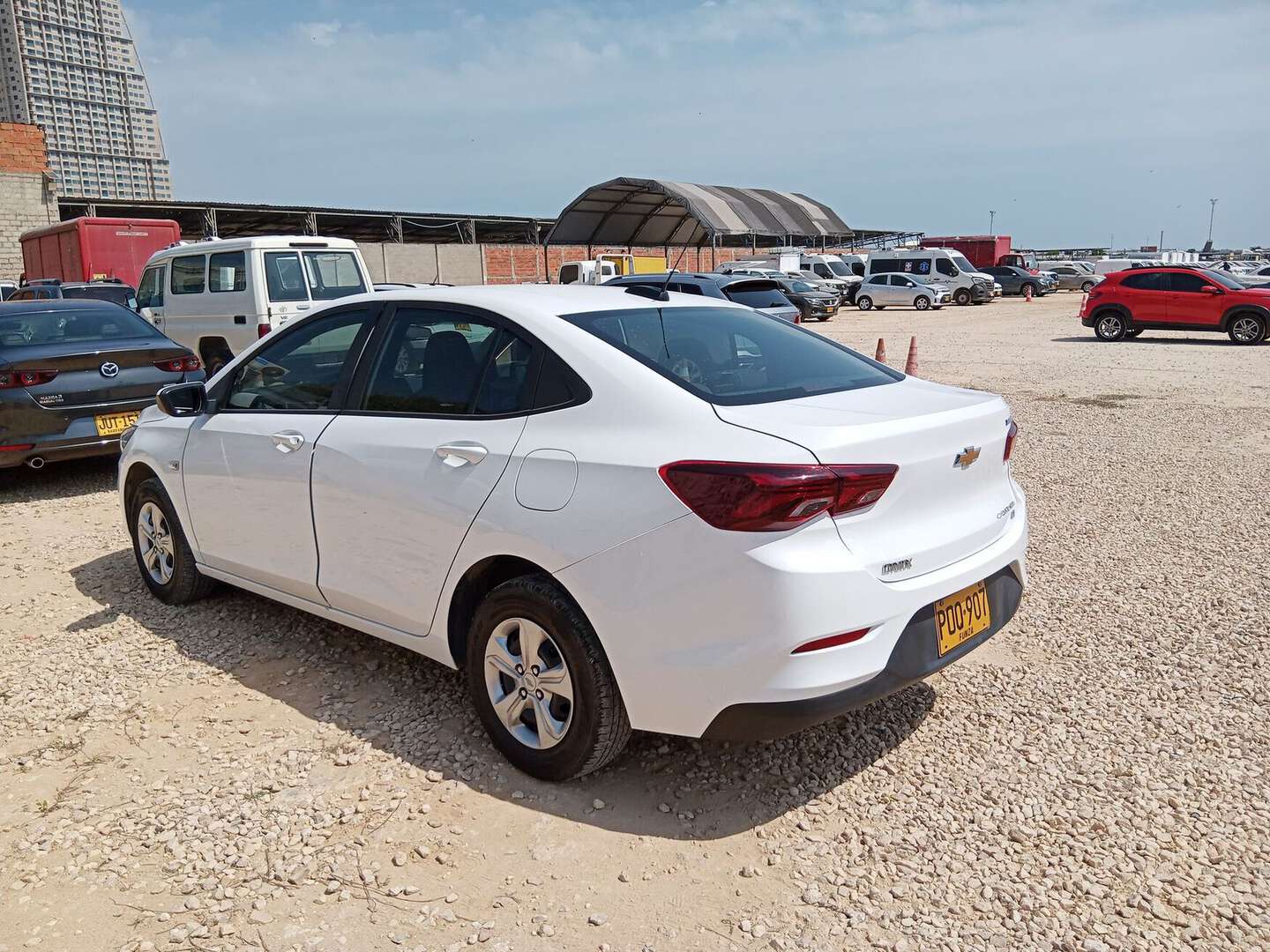 Chevrolet - Onix - 2025