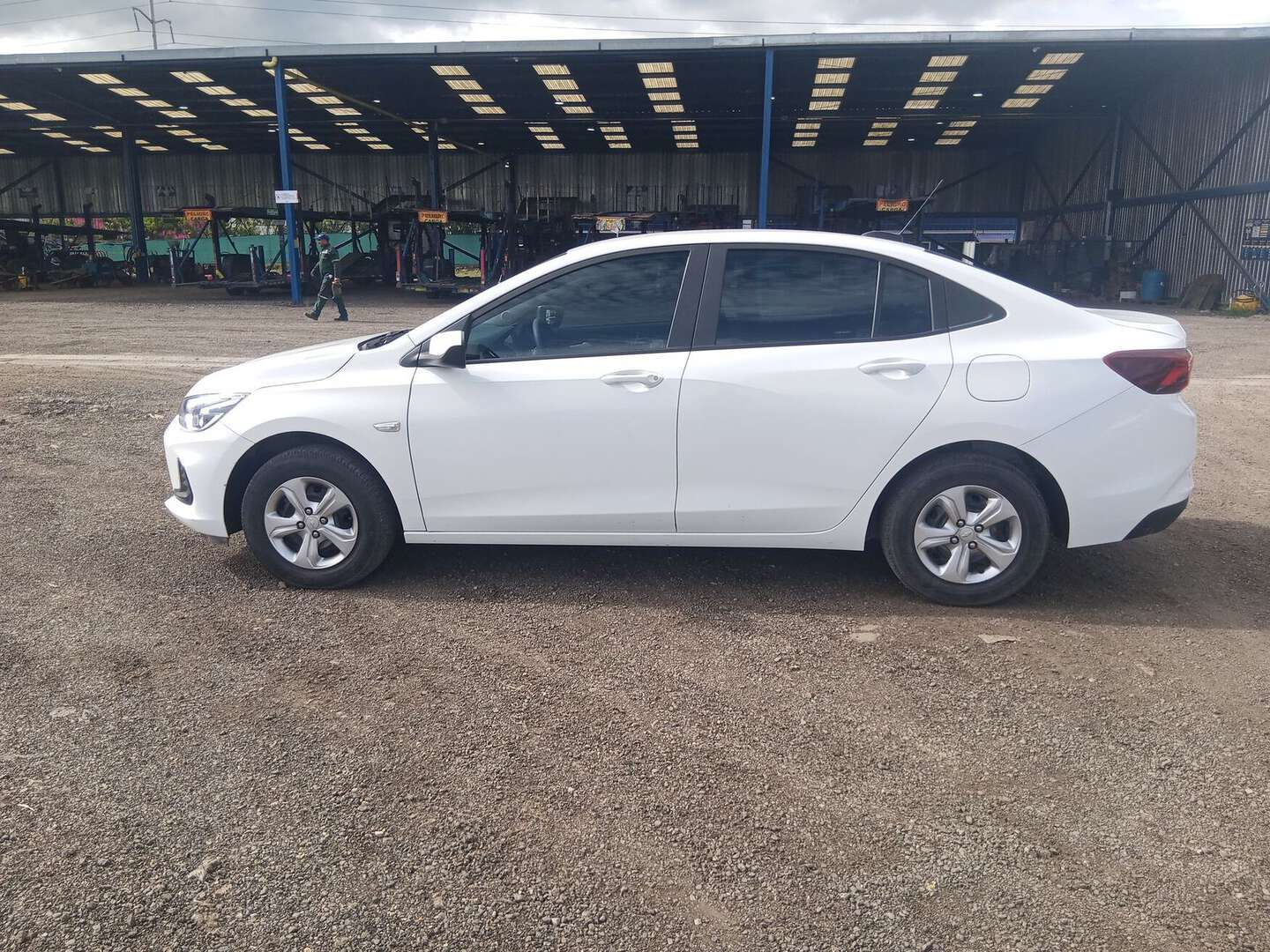 Chevrolet - Onix - 2025